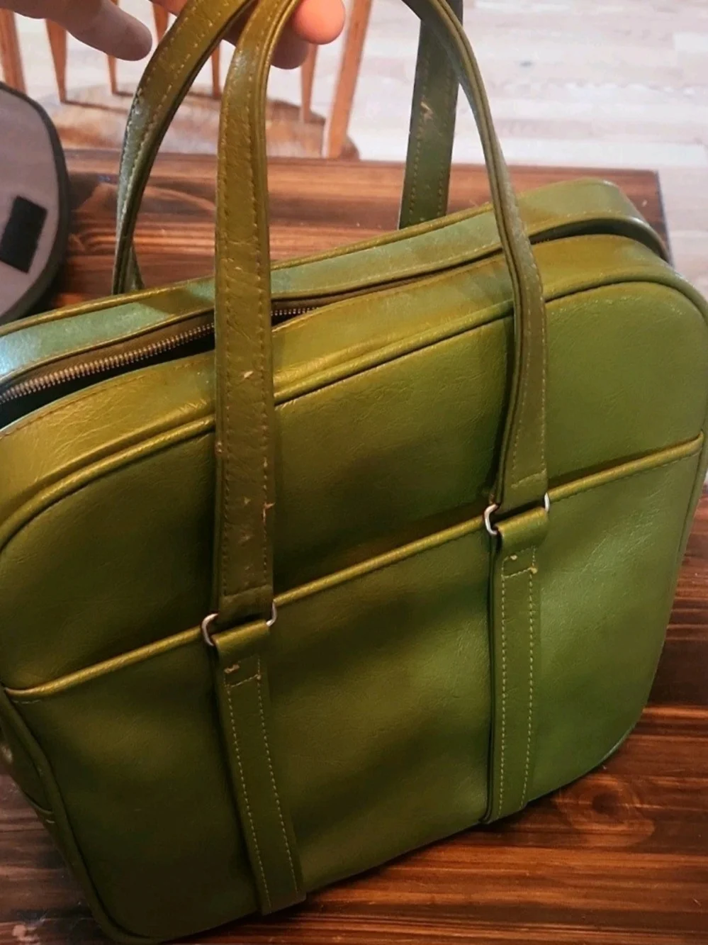 Vintage Samsonite hand bag.